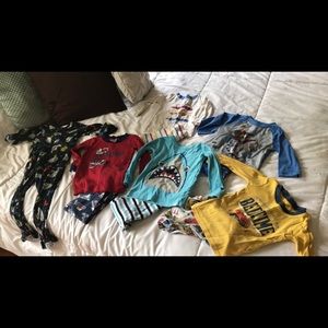 2t boys pajamas lit. Gap, Old Navy, Carter’s.